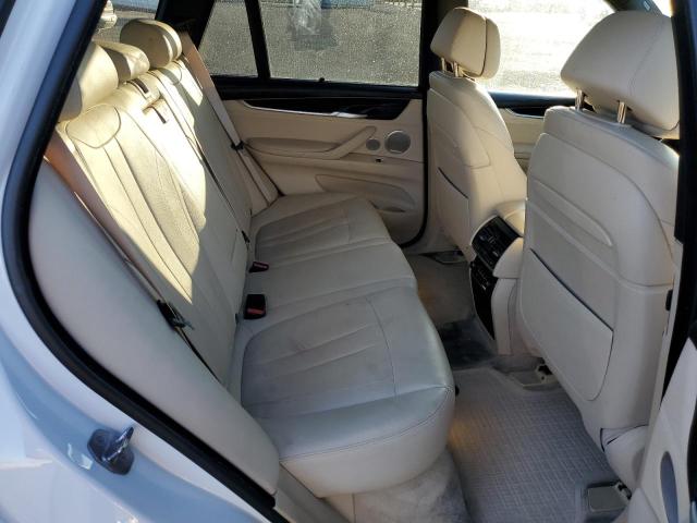 Photo 11 from auction – 2015 BMW X5 XDRIVE5 with VIN 5UXKR6C53F0J78369