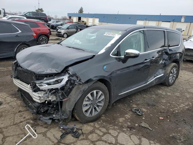 CHRYSLER PACIFICA 2023 with VIN 2C4RC1S70PR509648 - Photo from auction