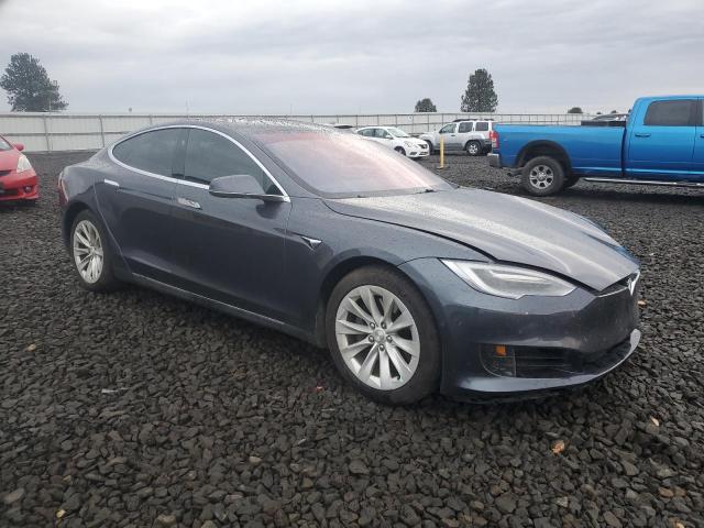 Photo 4 from auction – 2017 TESLA MODEL S with VIN 5YJSA1E16HF209625