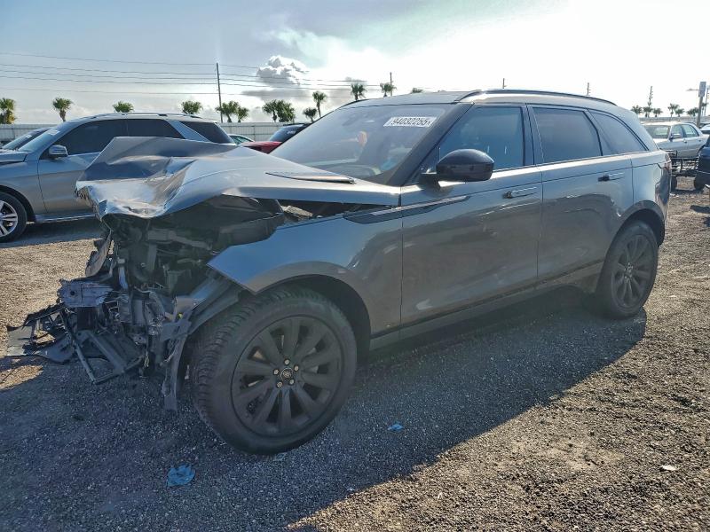 LAND ROVER RANGE ROVE 2018 with VIN SALYL2RX6JA749430 - Photo from auction