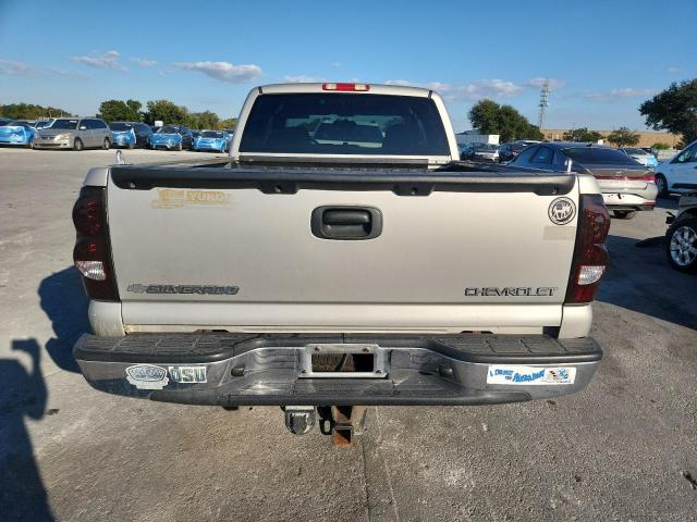 Photo 6 from auction – 2004 CHEVROLET SILVERADO with VIN 2GCEC19VX41121646