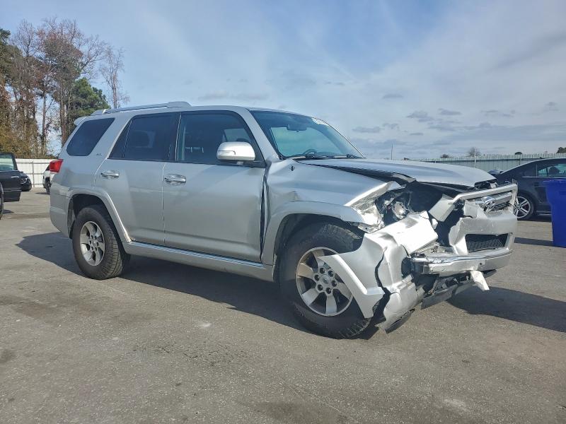 Photo 4 from auction – 2012 TOYOTA 4RUNNER SR with VIN JTEZU5JR5C5033648