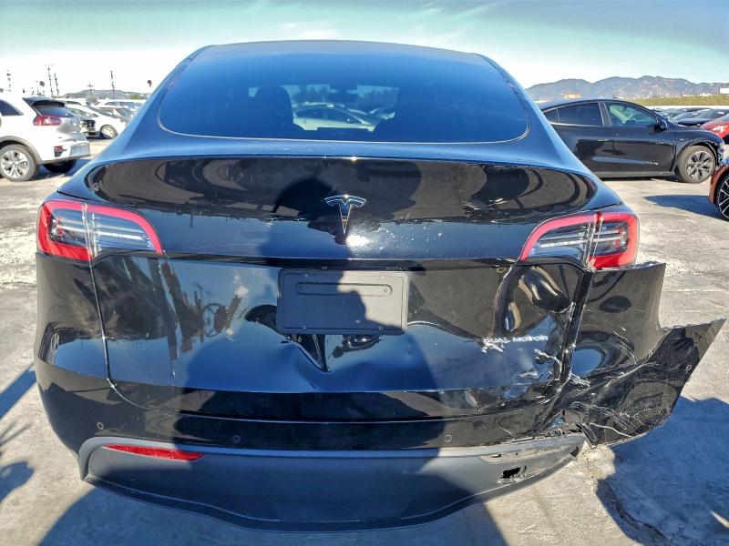 Photo 6 from auction – 2021 TESLA MODEL Y with VIN 5YJYGDEE8MF084943