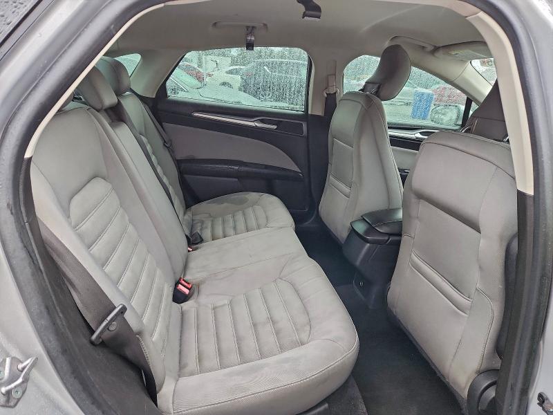 Photo 10 from auction – 2014 FORD FUSION S with VIN 3FA6P0G77ER394652