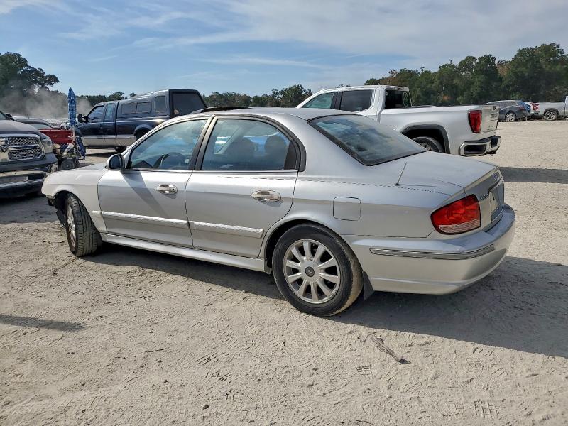 Photo 2 from auction – 2004 HYUNDAI SONATA GLS with VIN KMHWF35H04A999997