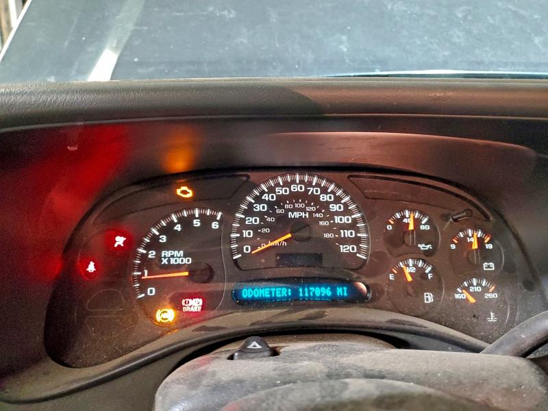 Photo 9 from auction – 2005 CHEVROLET SILVERADO with VIN 1GCEK19B65Z310358