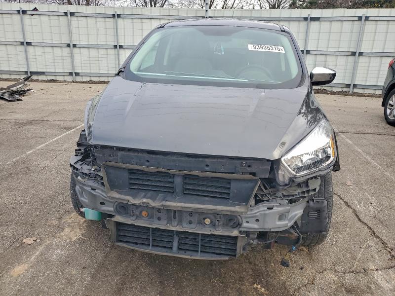 Photo 5 from auction – 2019 FORD ESCAPE SE with VIN 1FMCU0GD5KUA47770