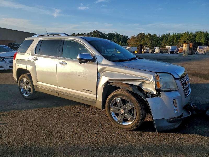 Photo 4 from auction – 2013 GMC TERRAIN SL with VIN 2GKFLWE39D6152349