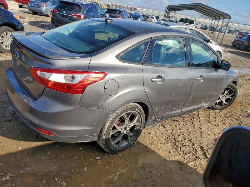 Photo 3 from auction – 2014 FORD FOCUS SE with VIN 1FADP3F23EL198785