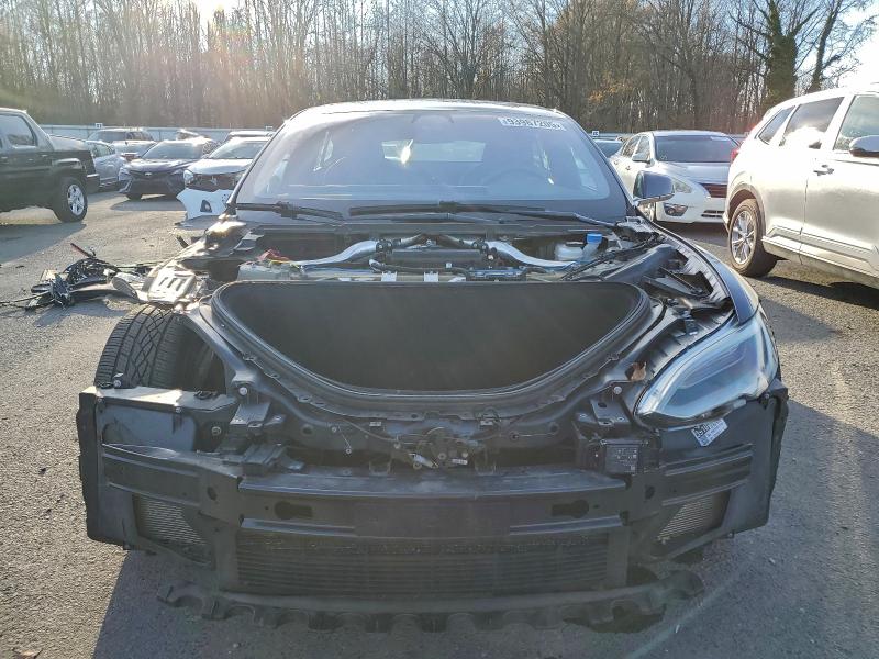 Photo 5 from auction – 2019 TESLA MODEL S with VIN 5YJSA1E24KF305902