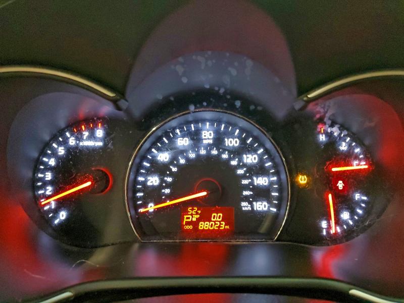 Photo 9 from auction – 2014 KIA SORENTO with VIN 5XYKTCA63EG470612