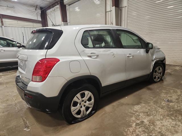Photo 3 from auction – 2016 CHEVROLET TRAX LS with VIN 3GNCJKSB8GL266598