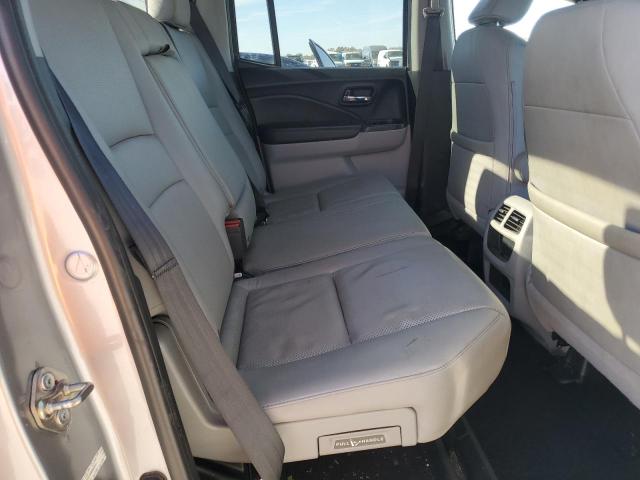 Photo 10 from auction – 2017 HONDA RIDGELINE with VIN 5FPYK2F52HB002011
