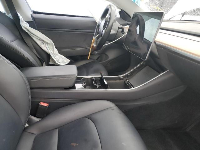 Photo 7 from auction – 2018 TESLA MODEL 3 with VIN 5YJ3E1EA8JF010381