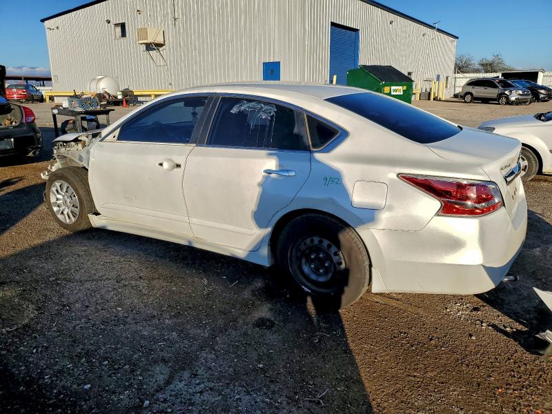 Photo 2 from auction – 2015 NISSAN ALTIMA 2.5 with VIN 1N4AL3AP6FC569781