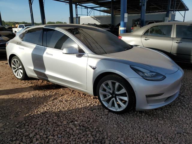 Photo 4 from auction – 2018 TESLA MODEL 3 with VIN 5YJ3E1EA4JF048688