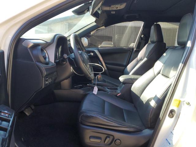 Photo 7 from auction – 2017 TOYOTA RAV4 SE with VIN JTMJFREV2HJ159412