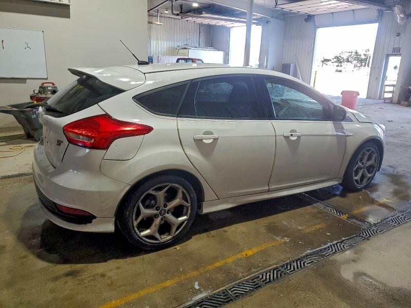 Photo 3 from auction – 2018 FORD FOCUS ST with VIN 1FADP3L90JL233987