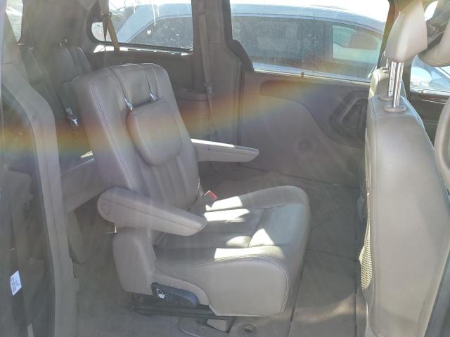 Photo 11 from auction – 2015 CHRYSLER TOWN & COU with VIN 2C4RC1CG0FR514300