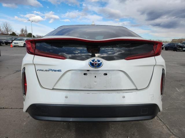 Photo 6 from auction – 2018 TOYOTA PRIUS PRIM with VIN JTDKARFP8J3088195