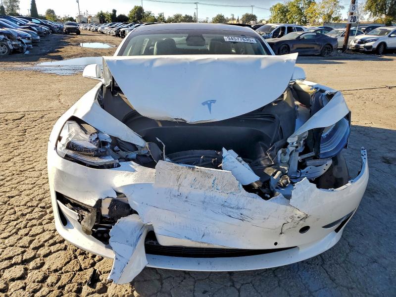 Photo 5 from auction – 2020 TESLA MODEL 3 with VIN 5YJ3E1EA7LF806509