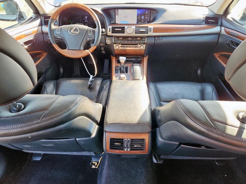 Photo 8 from auction – 2017 LEXUS LS 460L with VIN JTHGL1EF6H5057907
