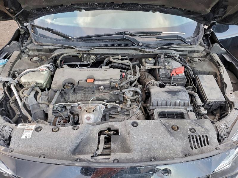 Photo 11 from auction – 2018 HONDA CIVIC LX with VIN 2HGFC2F68JH012811