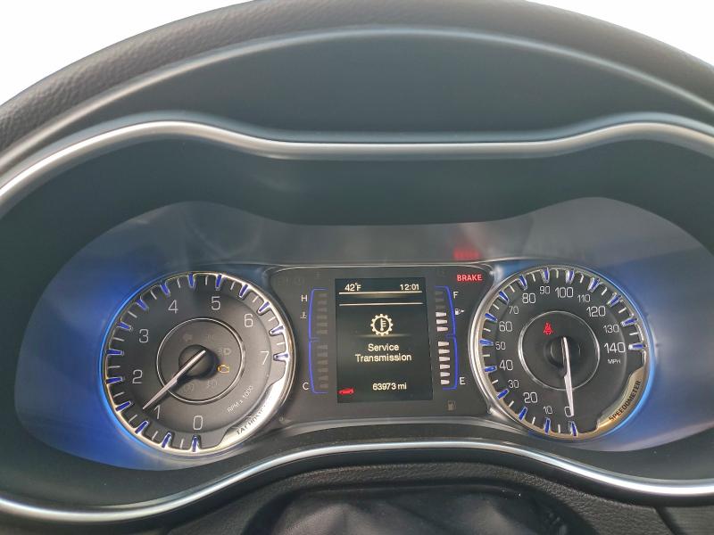 Photo 9 from auction – 2015 CHRYSLER 200 with VIN 1C3CCCAB9FN647454