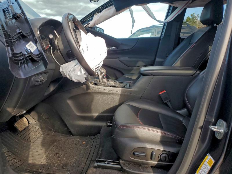 Photo 7 from auction – 2022 CHEVROLET EQUINOX RS with VIN 2GNAXWEV3N6155283