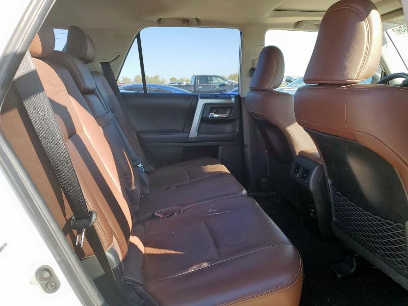 Photo 11 from auction – 2019 TOYOTA 4RUNNER SR with VIN JTEBU5JR7K5635712