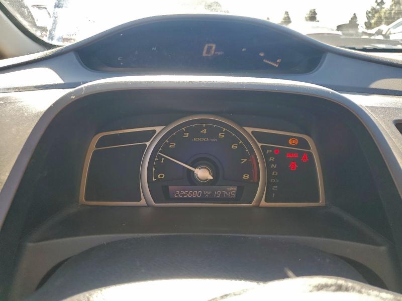 Photo 9 from auction – 2010 HONDA CIVIC LX with VIN 19XFA1F57AE049088