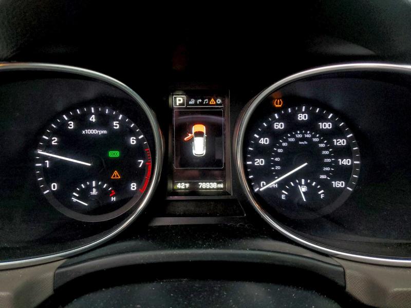 Foto 9 de la subasta – 2017 HYUNDAI SANTA FE S con VIN 5NMZU3LB2HH045446