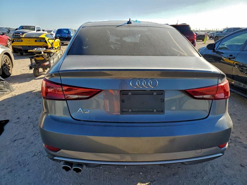 Photo 6 from auction – 2018 AUDI A3 PREMIUM with VIN WAUAUGFF2J1017033