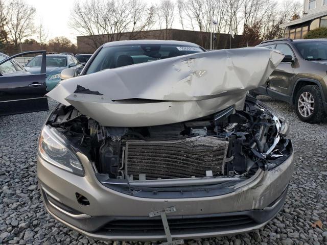 Photo 5 from auction – 2015 VOLVO S60 PREMIE with VIN YV1612TK8F1342437