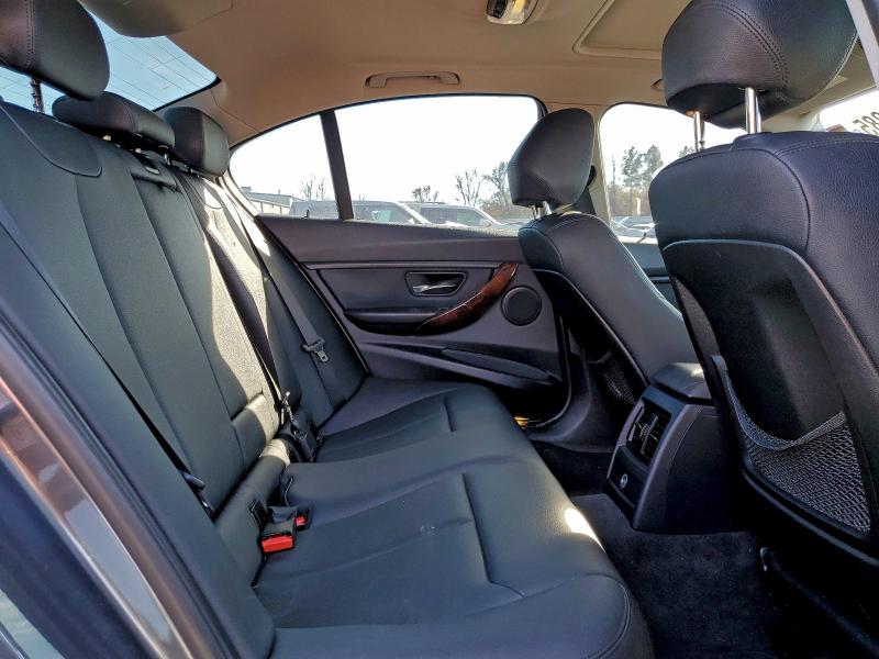 Photo 10 from auction – 2014 BMW 328 XI SUL with VIN WBA3B5C53EP540241