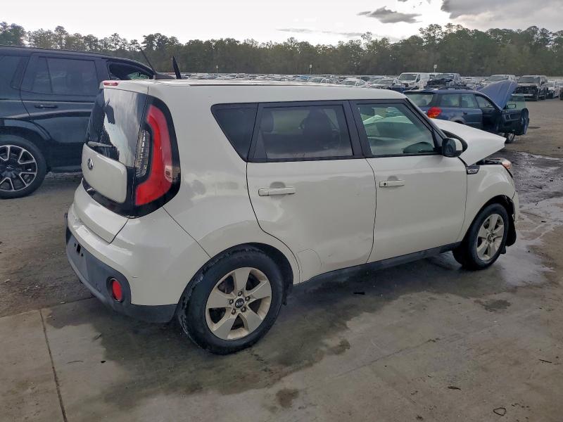 Photo 3 from auction – 2019 KIA SOUL with VIN KNDJN2A23K7917817