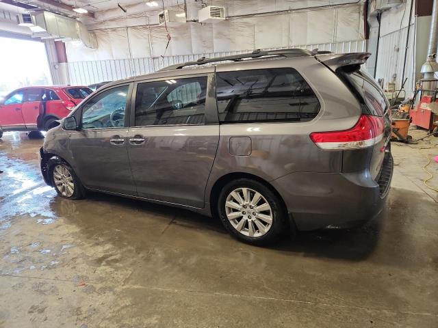 Photo 2 from auction – 2012 TOYOTA SIENNA XLE with VIN 5TDDK3DC9CS031444
