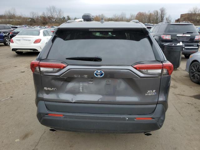 Photo 6 from auction – 2020 TOYOTA RAV4 XLE with VIN JTMRWRFV7LD072131