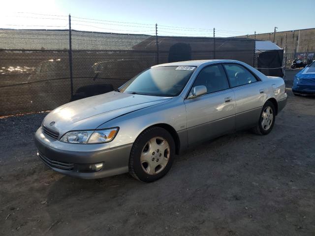 LEXUS ES 300 2000 with VIN JT8BF28G2Y0283757 - Photo from auction