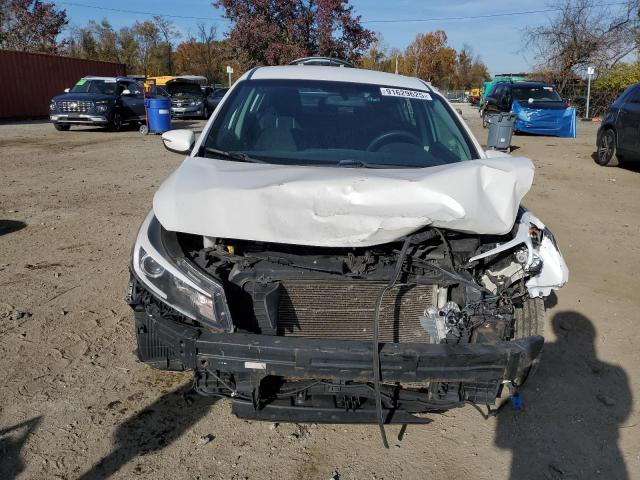 Photo 5 from auction – 2017 KIA FORTE LX with VIN KNAFK5A8XH5669670