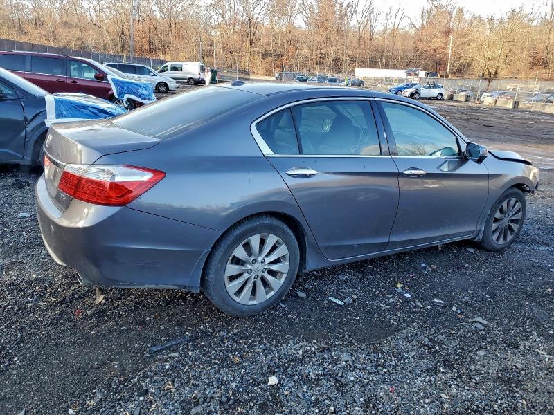 Photo 3 from auction – 2014 HONDA ACCORD with VIN 1HGCR3F81EA039619