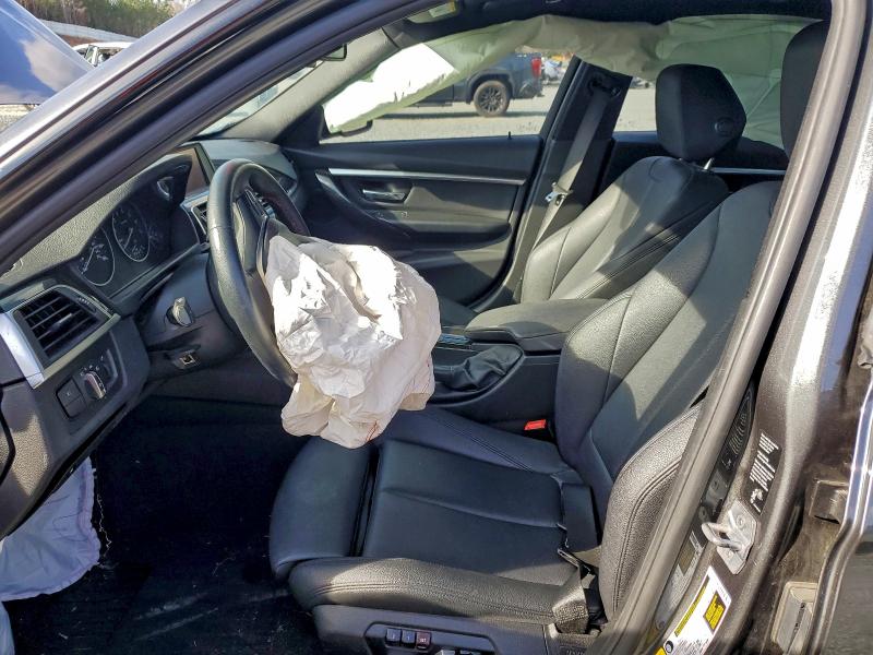 Photo 7 from auction – 2018 BMW 330 XI with VIN WBA8D9C56JA608102
