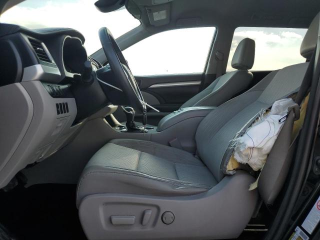Photo 7 from auction – 2018 TOYOTA HIGHLANDER with VIN 5TDZZRFH9JS240550