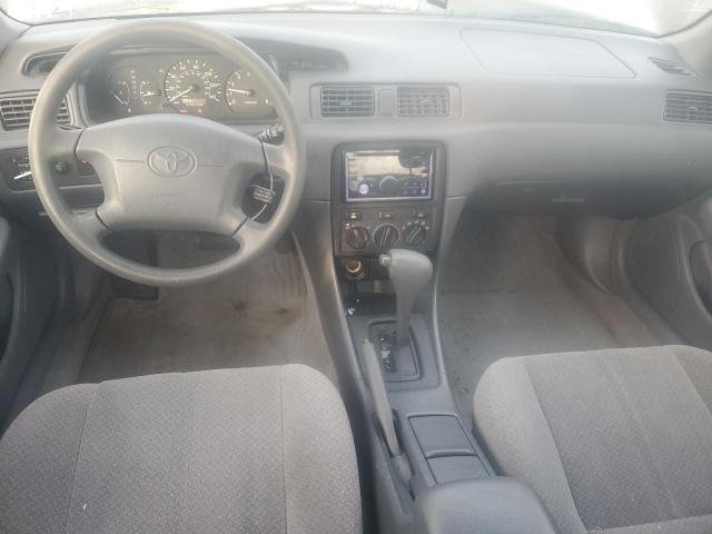 Photo 8 from auction – 2001 TOYOTA CAMRY with VIN JT2BG22K310565500