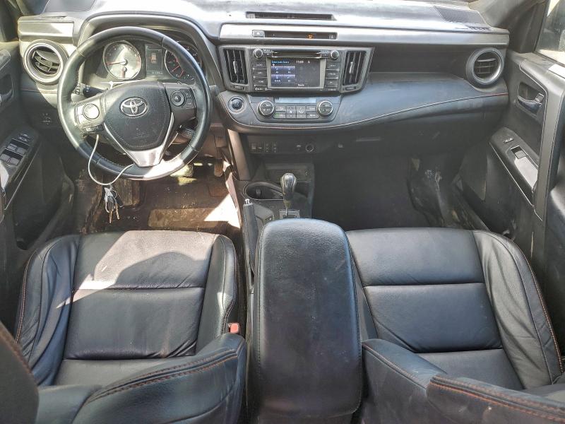 Photo 8 from auction – 2016 TOYOTA RAV4 SE with VIN 2T3NFREV2GW288574