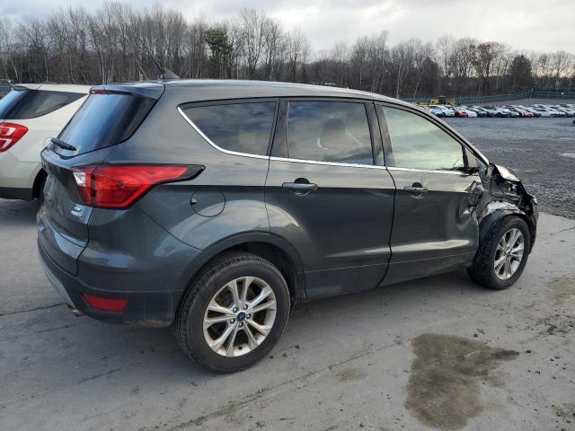 Photo 3 from auction – 2019 FORD ESCAPE SE with VIN 1FMCU9GD4KUA10164