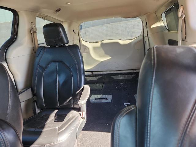 Photo 10 from auction – 2018 CHRYSLER PACIFICA T with VIN 2C4RC1BG8JR142652
