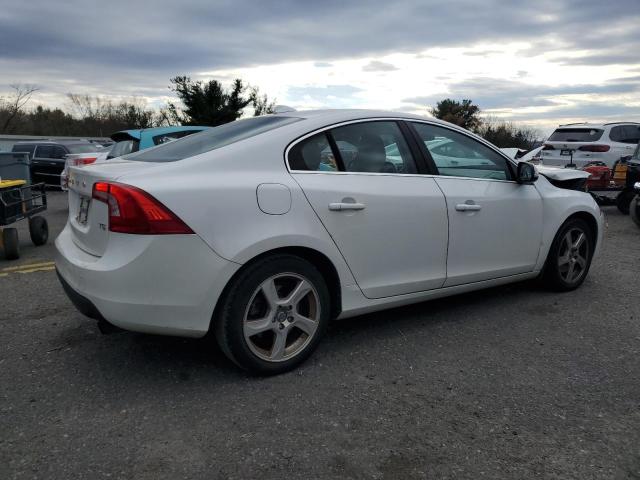 Photo 3 from auction – 2012 VOLVO S60 T5 with VIN YV1622FS2C2112861