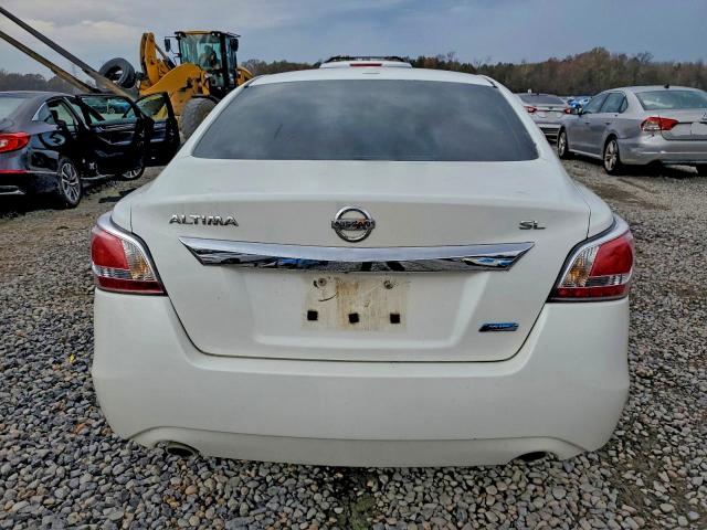 Photo 6 from auction – 2014 NISSAN ALTIMA 2.5 with VIN 1N4AL3AP1EN330271