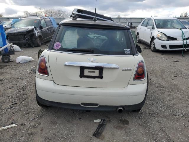Photo 6 from auction – 2008 MINI COOPER with VIN WMWMF33578TT61869